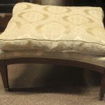 820 3084 POUF